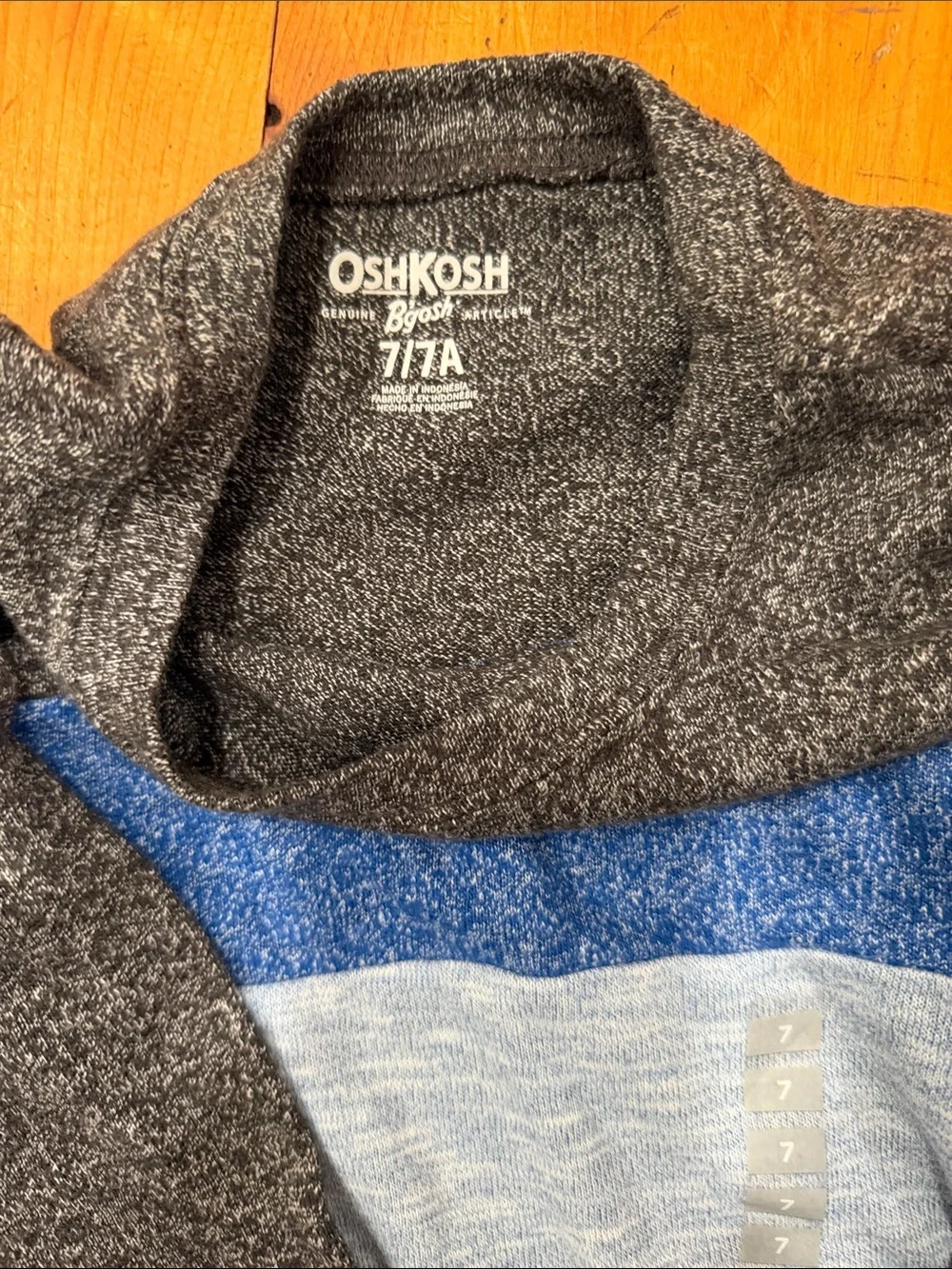2 PC OshKosh B'gosh Boys' Colorblock Hooded & Crewneck Top Maroon Gray Blue 7